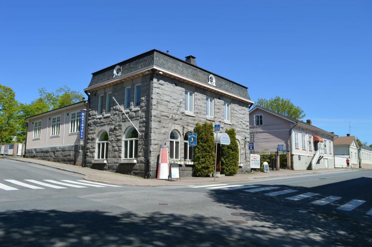 Hotel Gasthaus Pooki Uusikaupunki Esterno foto